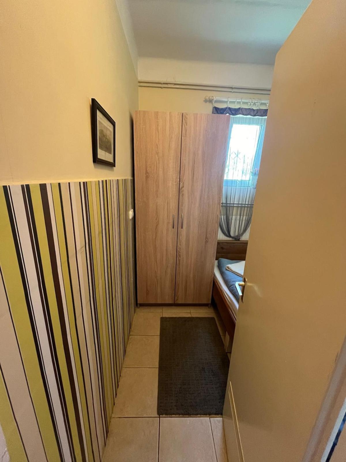 Tejfeles Vendeghaz Apartman Porva Kültér fotó