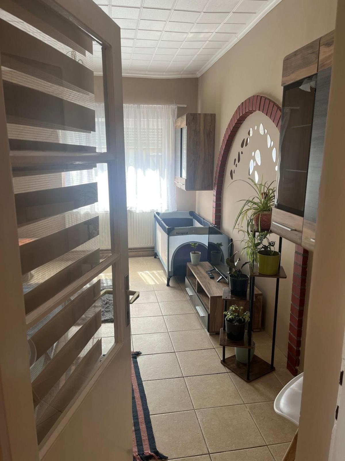 Tejfeles Vendeghaz Apartman Porva Kültér fotó