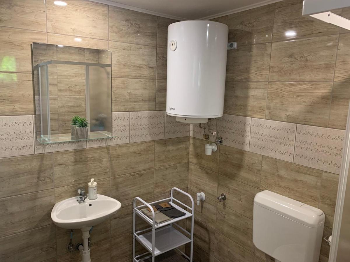 Tejfeles Vendeghaz Apartman Porva Kültér fotó