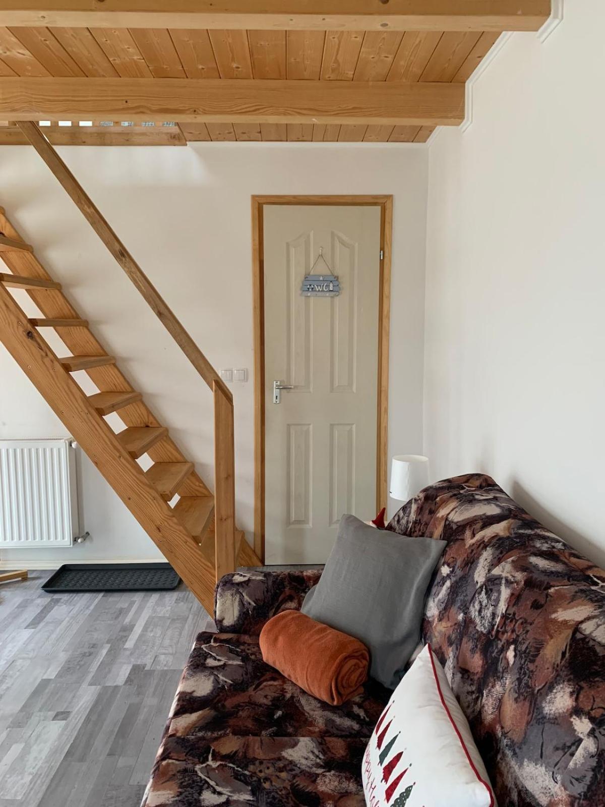 Tejfeles Vendeghaz Apartman Porva Kültér fotó